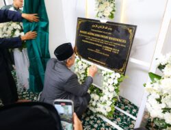 Benyamin Resmikan Masjid Agung Discovery Residences, Siap Jadi Pusat Ibadah dan Pembinaan Generasi Islami