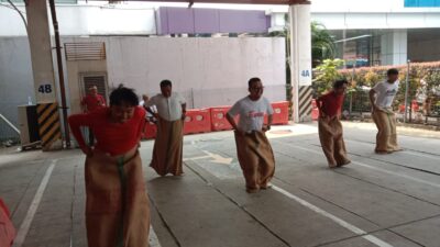 UPTD Samsat Kelapa dua Turut memeriahkan Hari Ulang Tahun (HUT) ke-80 Republik Indonesia.