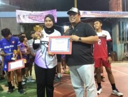 Kecamatan Kelapa Dua Raih Juara Pertama Turnamen Bola Voli Sektor Putra Dalam Bupati Cup 2025